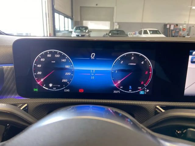 Mercedes-Benz CLA 180 CLA