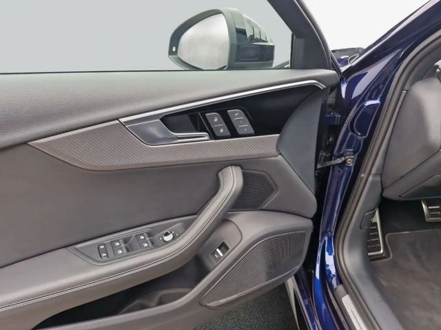 Audi RS4 Avant Quattro