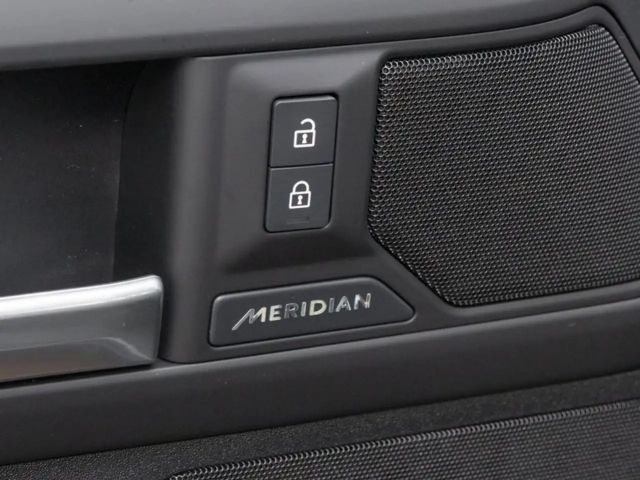 Land Rover Defender 110 D200 Dynamic SE