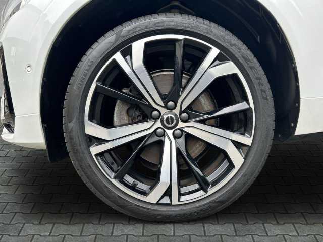 Volvo XC60 AWD R-Design Recharge