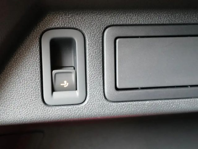 Volkswagen Tiguan 1.5TSI Active LED-Matrix Navi AHK Keyless ACC K...