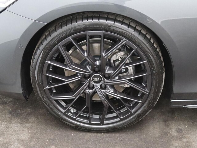 Audi A6 Avant Quattro S-Tronic