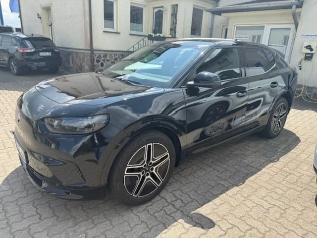 Ford Capri Premium RWD