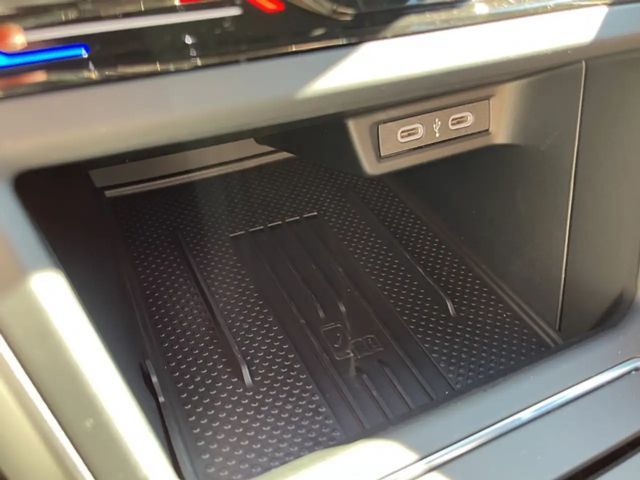 Volkswagen Taigo 1.5 TSI DSG R-Line