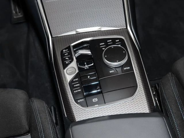 BMW 330 330e M-Sport Touring