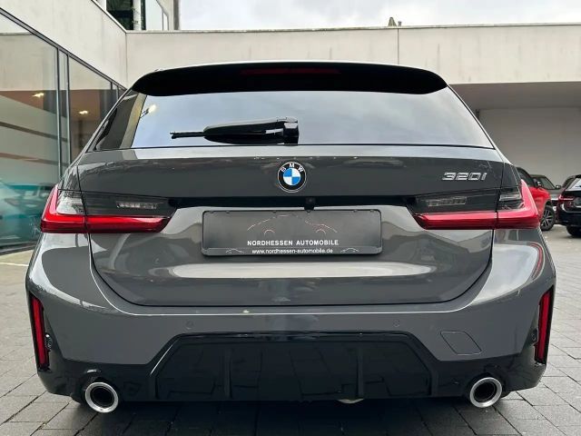 BMW 320 320i M-Sport Touring