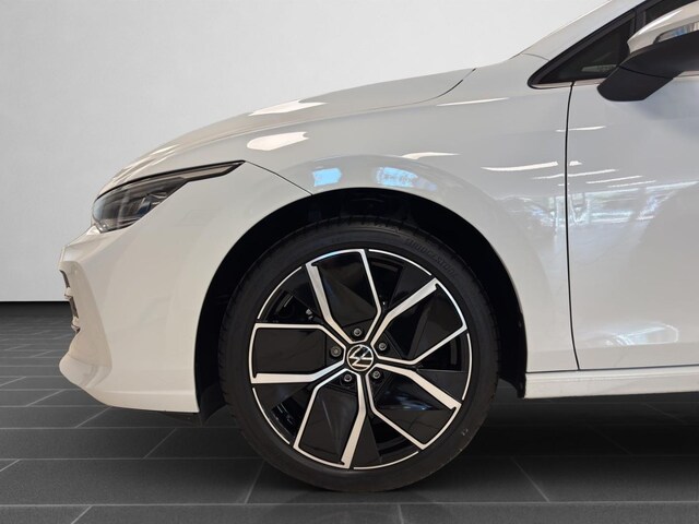 Volkswagen Golf 1.5 eTSI DSG Golf VIII Style