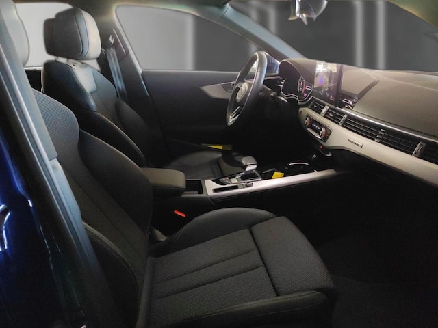 Audi A4 40 TDI Avant Quattro S-Line S-Tronic