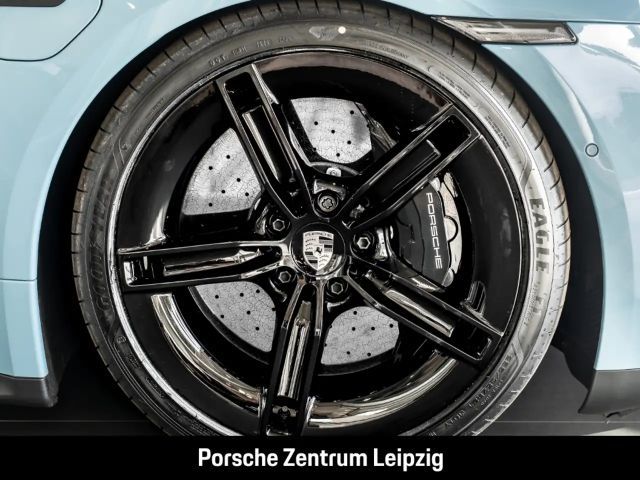 Porsche Taycan S Turbo