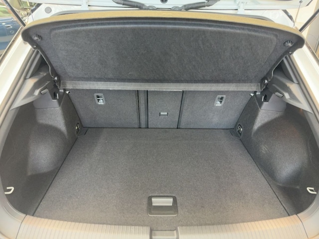 Volkswagen T-Roc 1.5 TSI DSG R-Line