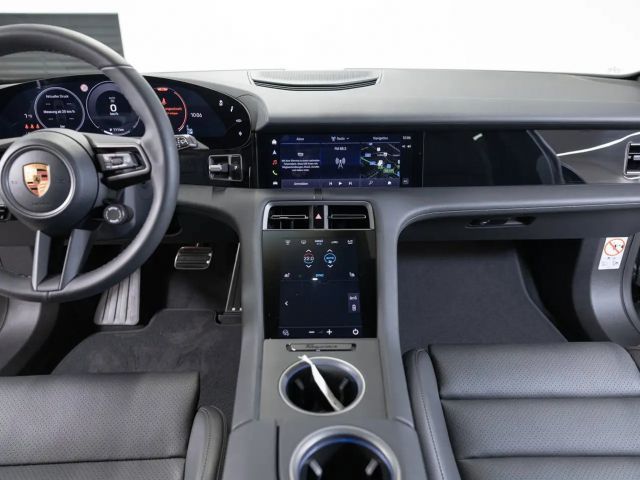 Porsche Taycan 4 Cross Turismo