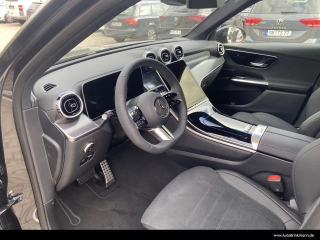 Mercedes-Benz GLC 300 4MATIC AMG Line