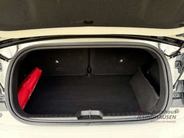 Fiat 500e +Rückfahrkam.+Klimaaut.+Tempomat+Sitzheizung