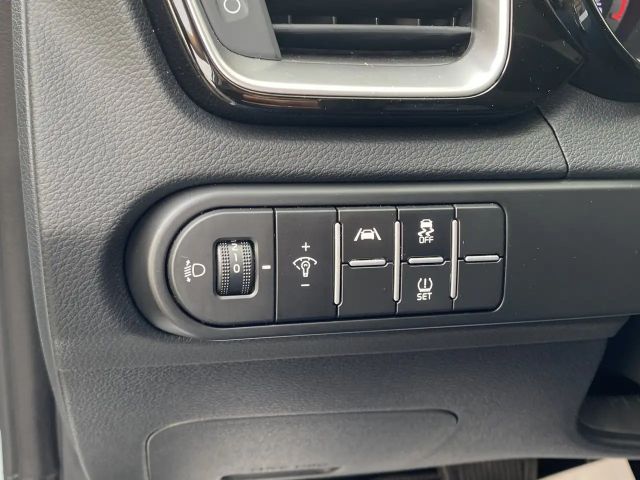 Kia Ceed CRDi Hybrid Vision