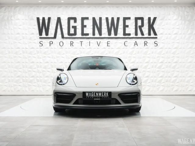 Porsche 992 4 Cabrio GTS Targa