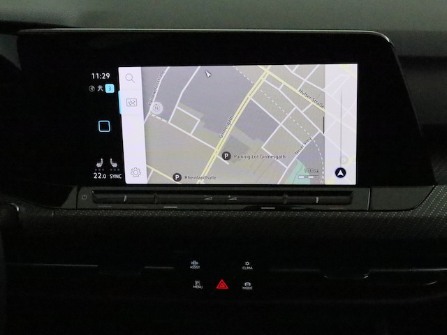 Volkswagen Golf 1.5 eTSI Golf VIII R-Line