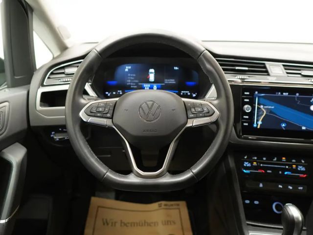 Volkswagen Touran 1.5 TSI DSG