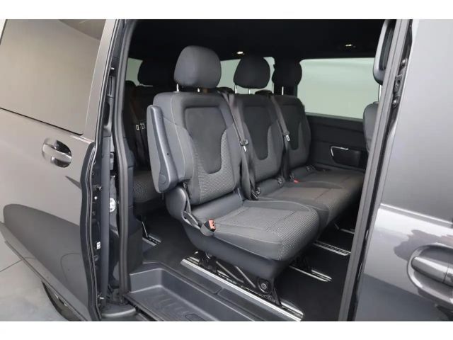 Mercedes-Benz V 300 V 300 d