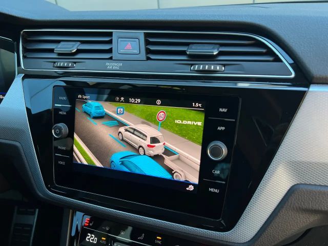 Volkswagen Touran 1.5 TSI DSG