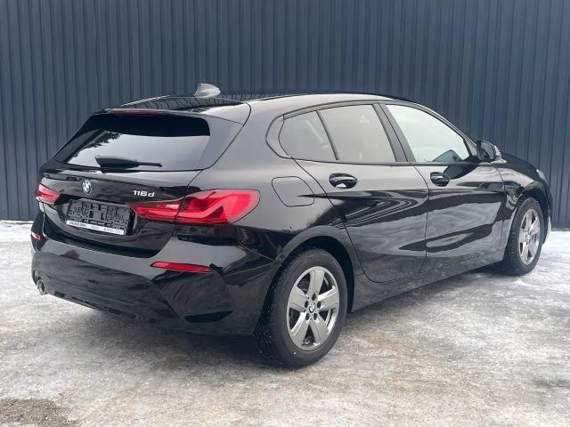 BMW 116 116d 5-deurs Sedan