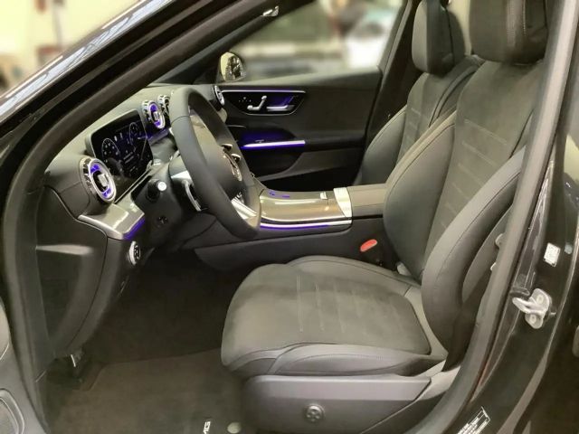 Mercedes-Benz C 180 AMG Line Sedan