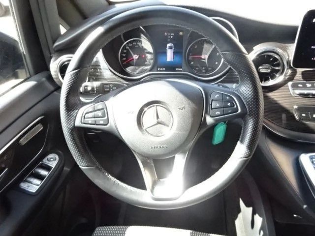 Mercedes-Benz V 300 V 300 d