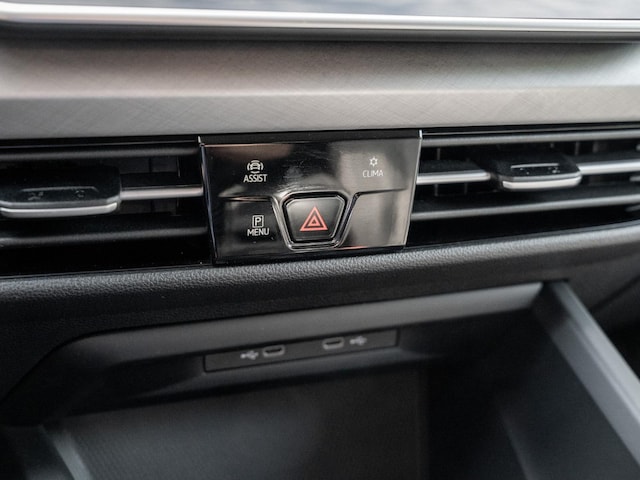 Volkswagen Golf 1.5 TSI Golf VIII