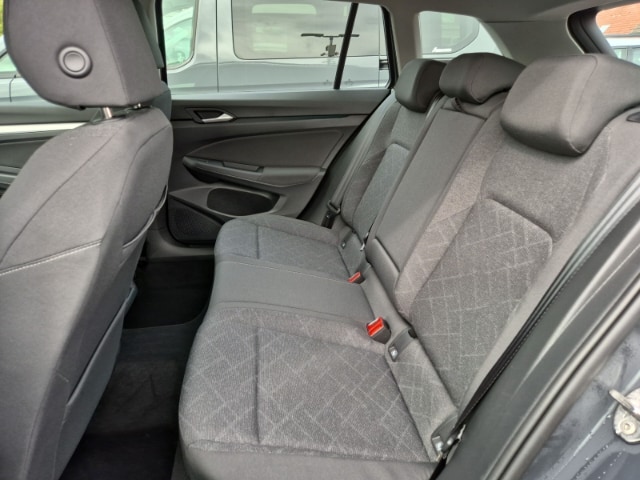 Volkswagen Golf 1.0 TSI Life Variant