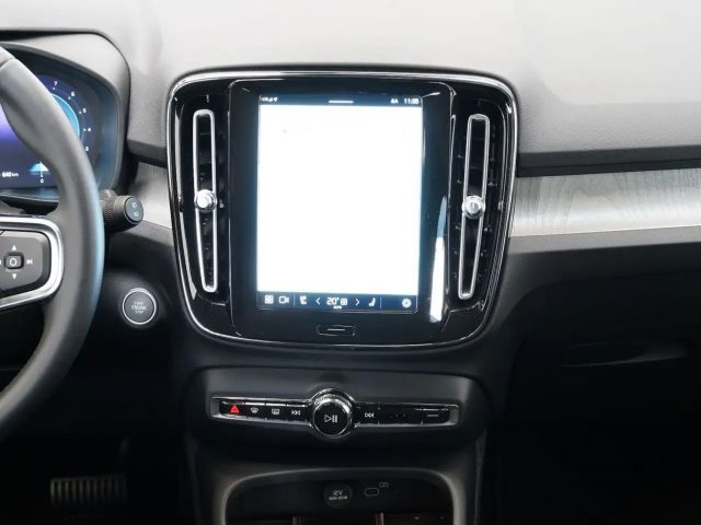 Volvo XC40 Dark Plus