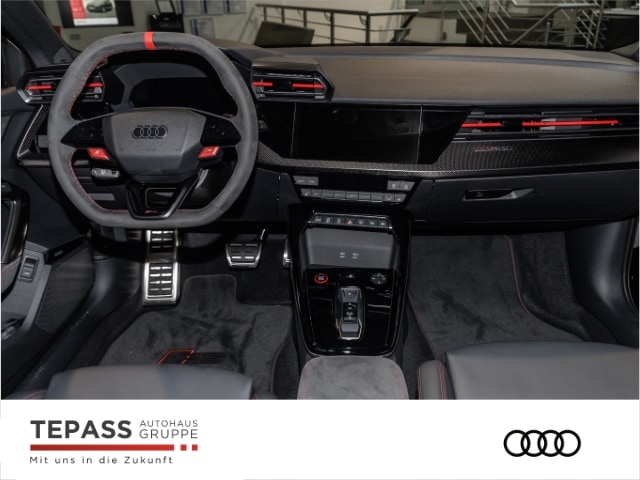 Audi RS3 Quattro S-Tronic Sedan