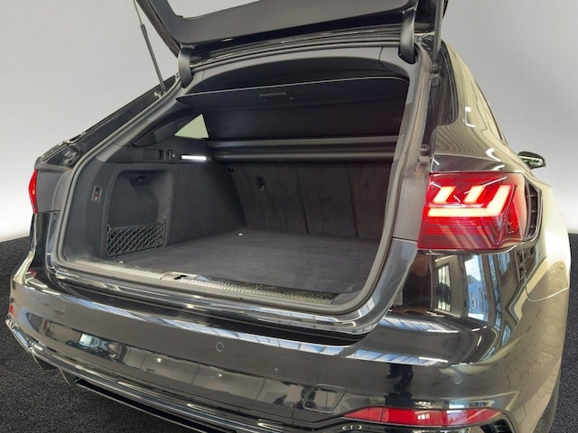 Audi RS4 Avant Quattro