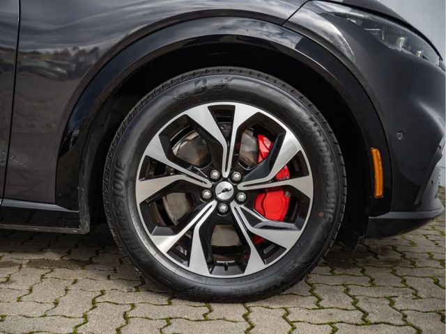 Ford Mustang Mach-E AWD