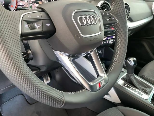 Audi Q2 35 TFSI S-Line