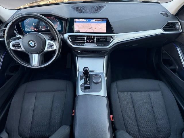 BMW 320 320d Advantage pakket Touring xDrive