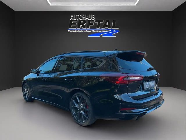 Ford Focus EcoBoost ST Line Wagon