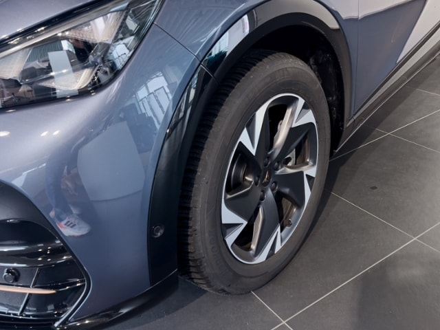 Cupra Tavascan 210 kW 82kWh+SHZ+KAMERA+NAVI+ALLWETTER