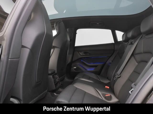 Porsche Taycan 4 Cross Turismo