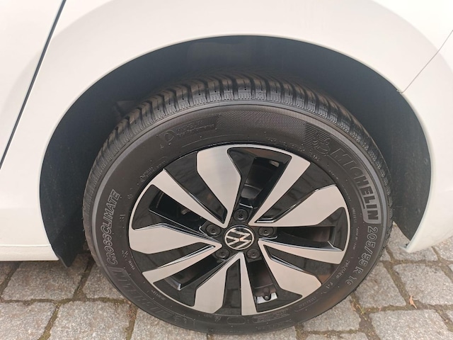 Volkswagen Golf 1.5 eTSI DSG Golf VIII