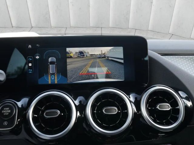 Mercedes-Benz GLA 180 Progressive