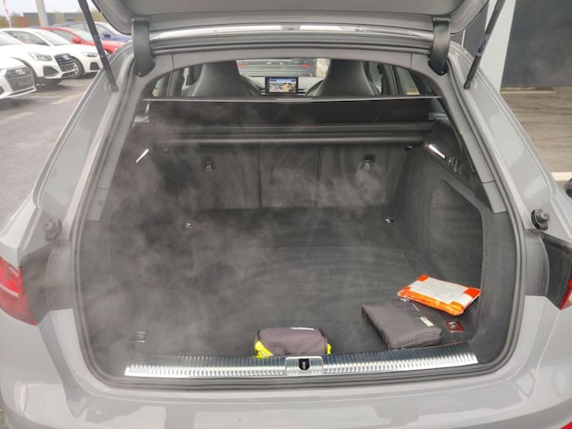 Audi RS4 Avant Quattro