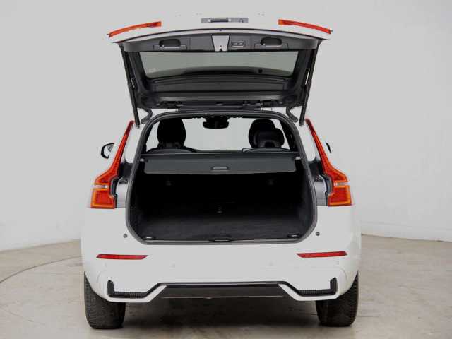 Volvo XC60 Business Dark Plus