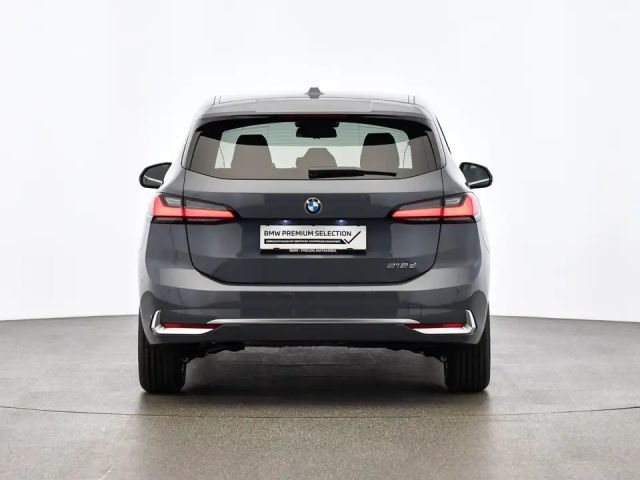 BMW 218 218d Active Tourer Luxury Line Sedan