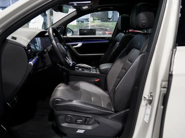 Volkswagen Touareg R-Line Style