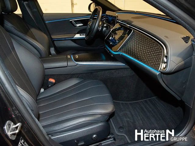 Mercedes-Benz E 300 E 300 de Sedan