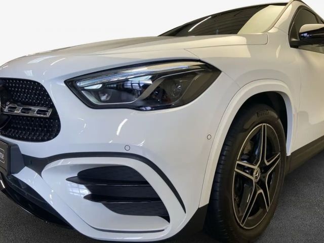 Mercedes-Benz GLA 200 GLA