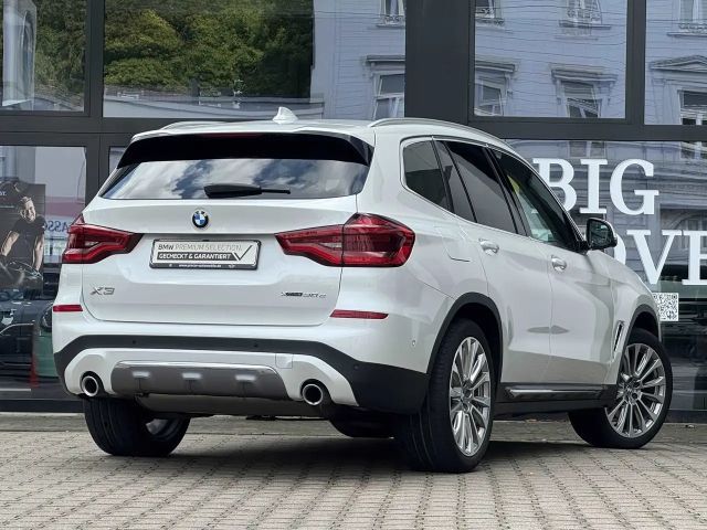 BMW X3 xDrive30e