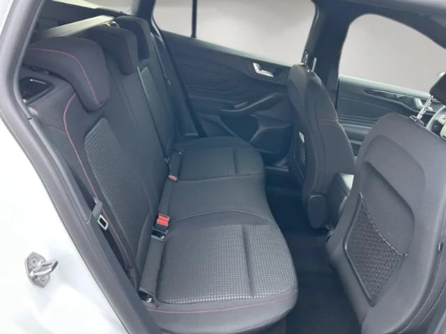 Ford Focus ST Line Wagon