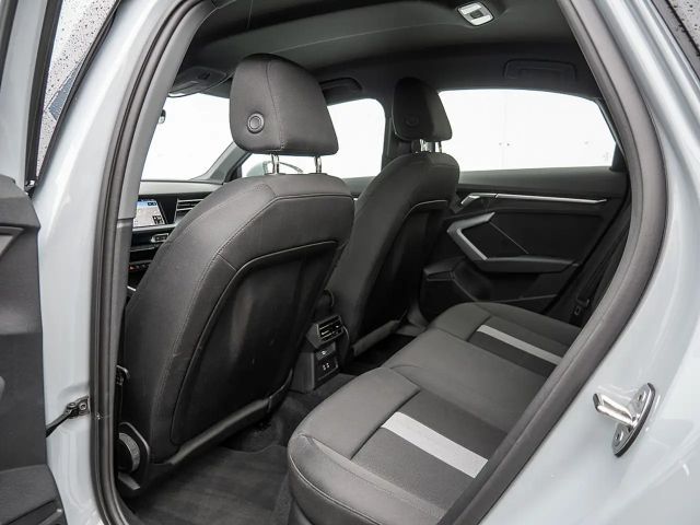 Audi A3 30 TFSI Sedan