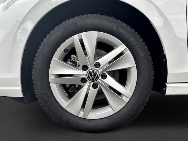 Volkswagen Golf 1.5 eTSI Life
