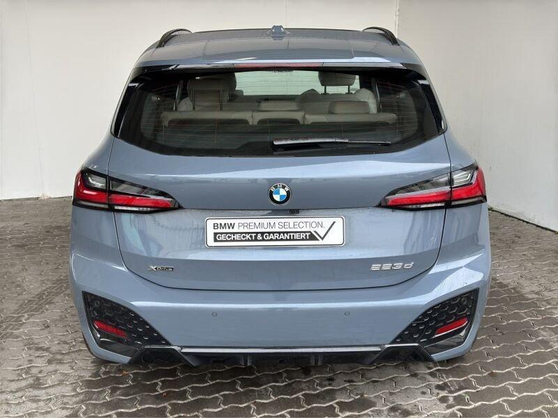 BMW 223 xDrive